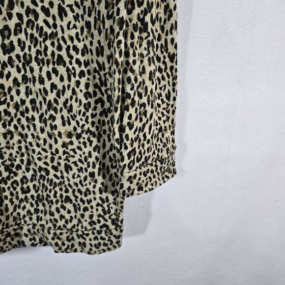 Women's shirt top small, tan with black dots, cheetah print brand obey - Picture 10 of 11